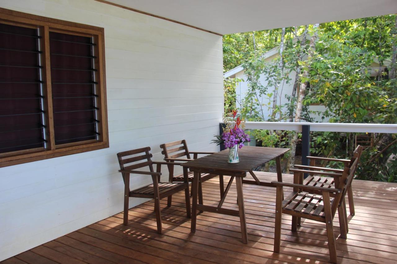 Evis Resort At Nggatirana Island Halisi Exterior foto